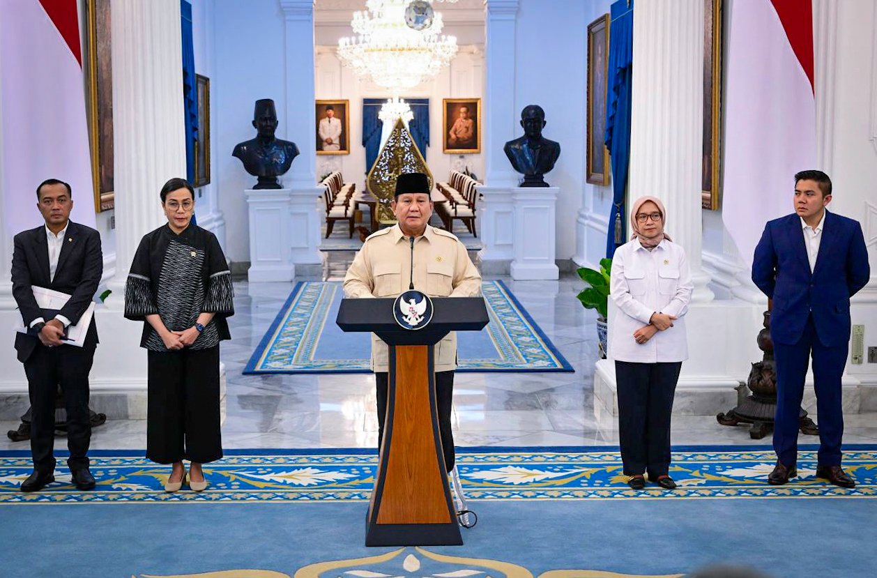 Presiden Prabowo Umumkan Pemberian THR dan Gaji ke-13 bagi 9,4 Juta Aparatur Negara