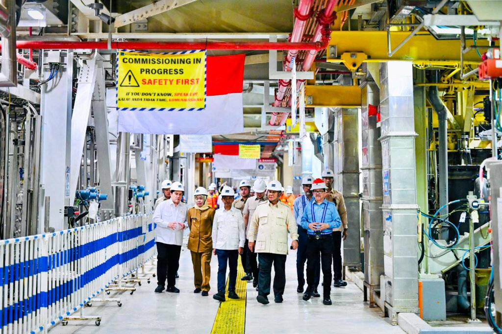 Era Baru Industri Tambang, Presiden Prabowo Tinjau Produksi Logam Mulia di PTFI