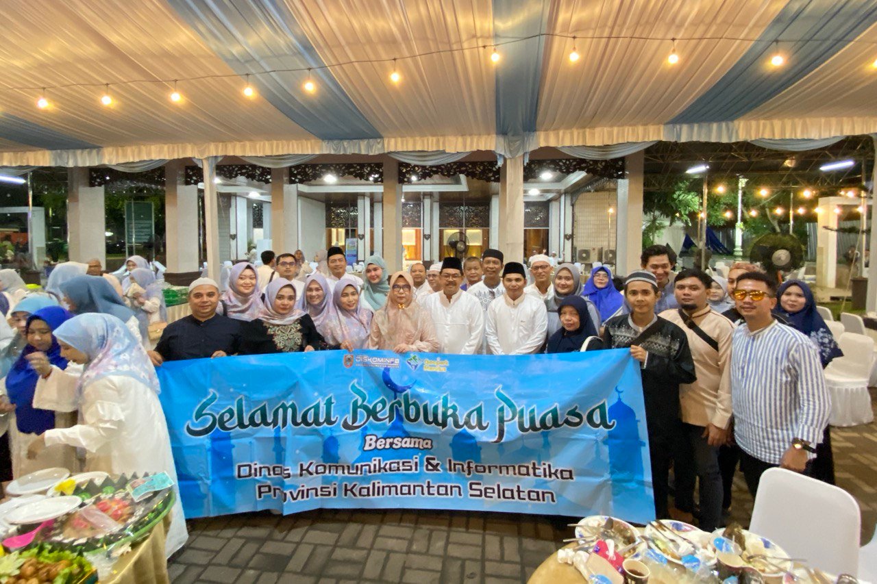 Diskominfo dan Dinkes Kalsel Buka Puasa Bersama Pererat Silaturahmi dan Dukung Pasar Wadai