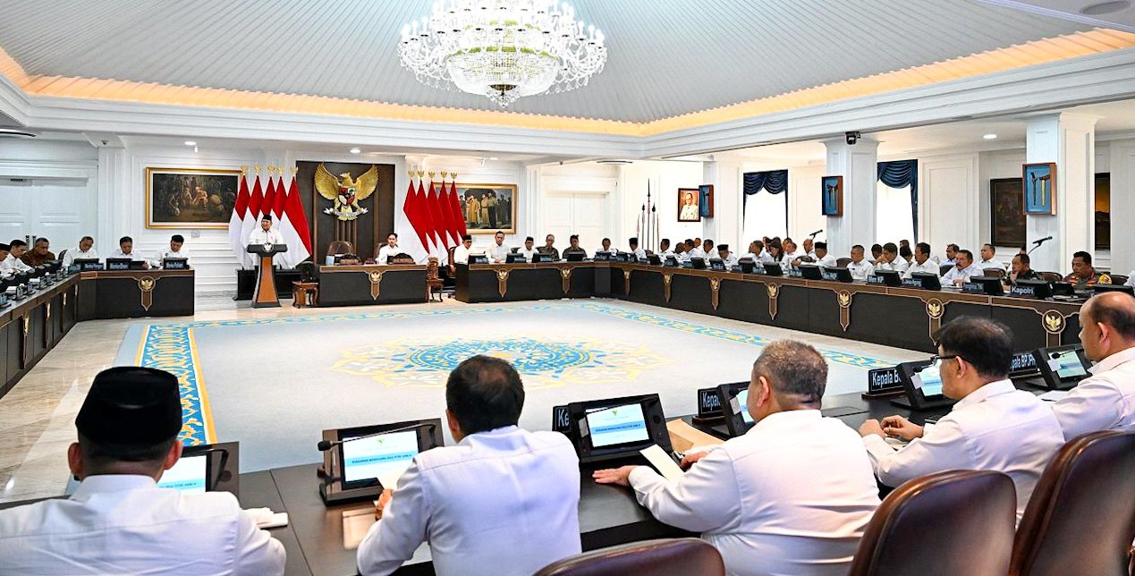 Presiden Prabowo Pimpin Sidang Kabinet Paripurna Bahas Persiapan Idulfitri: Pangan Aman, Program Pro-Rakyat Berjalan