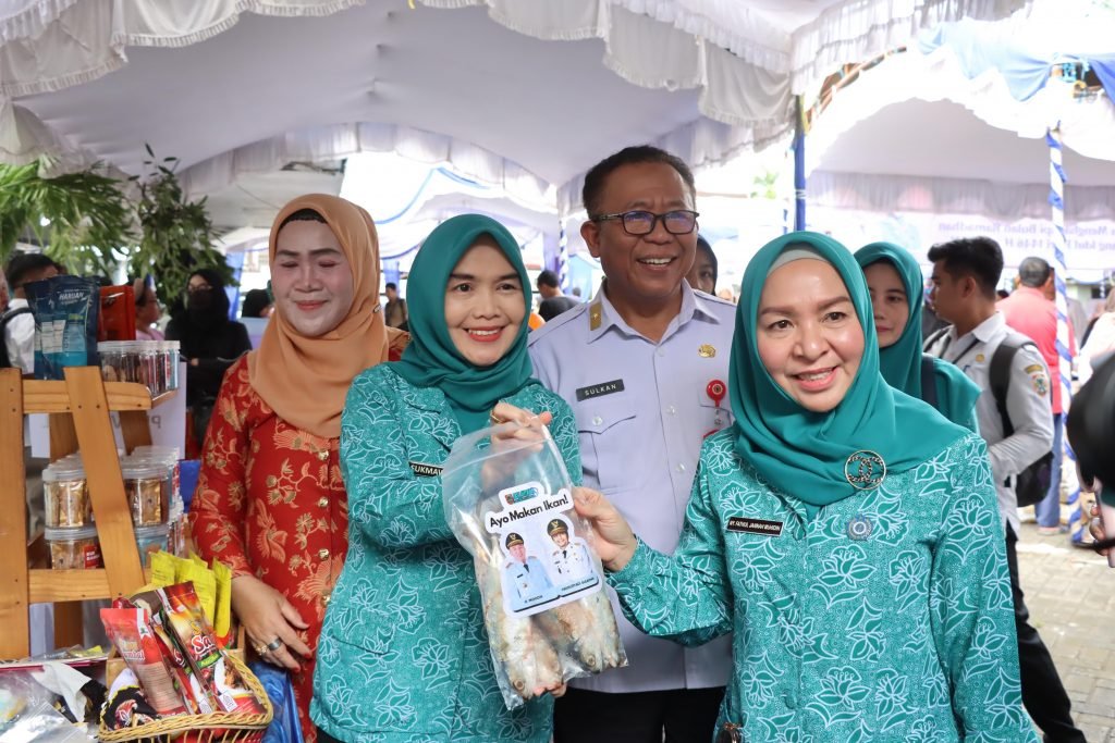 Dislutkan Kalsel Bagikan Ikan Gratis di Pasar Murah