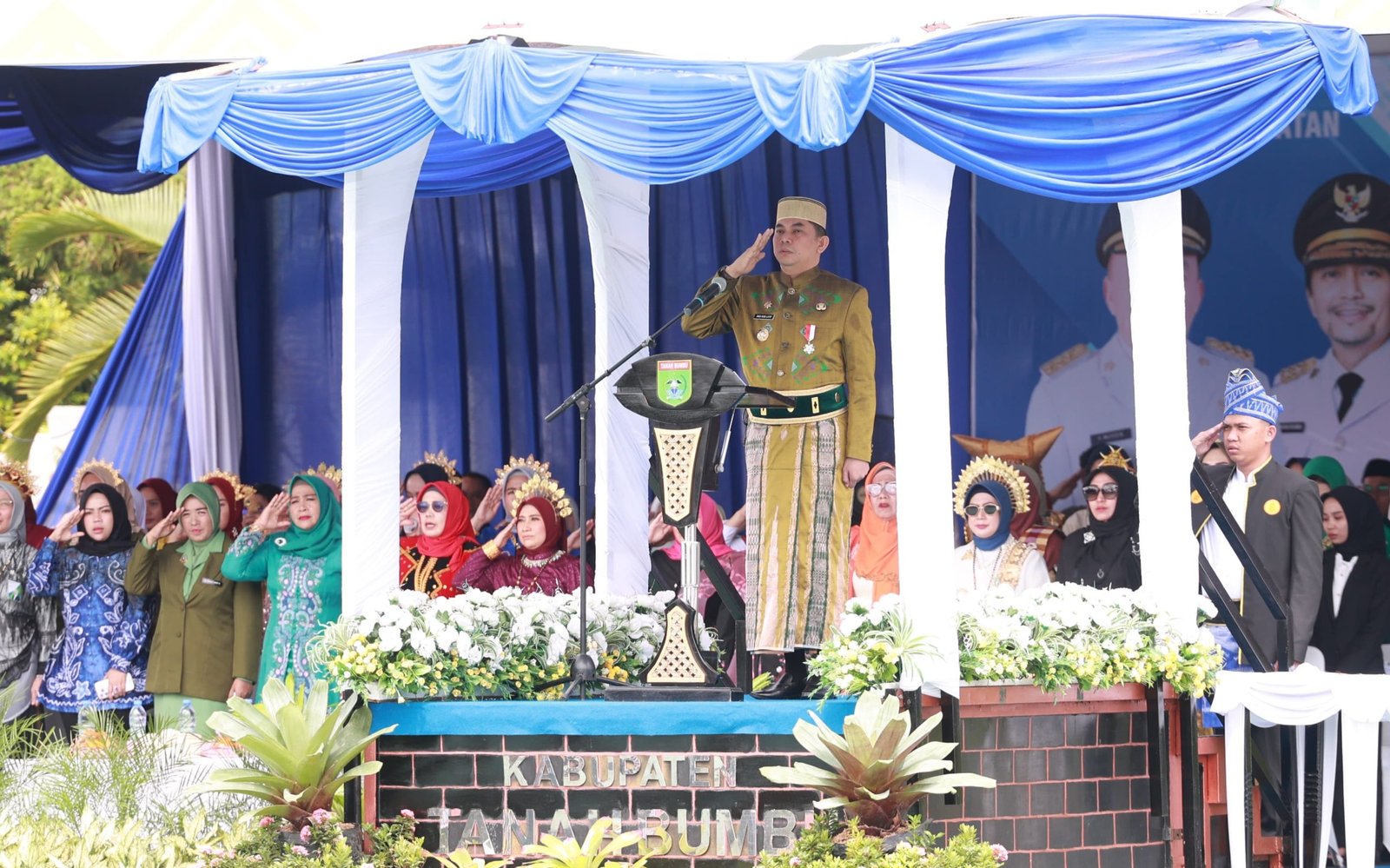 Bupati Andi Rudi Latif Pimpin Upacara Perdana Peringatan Hari Jadi ke 22 Tanah Bumbu