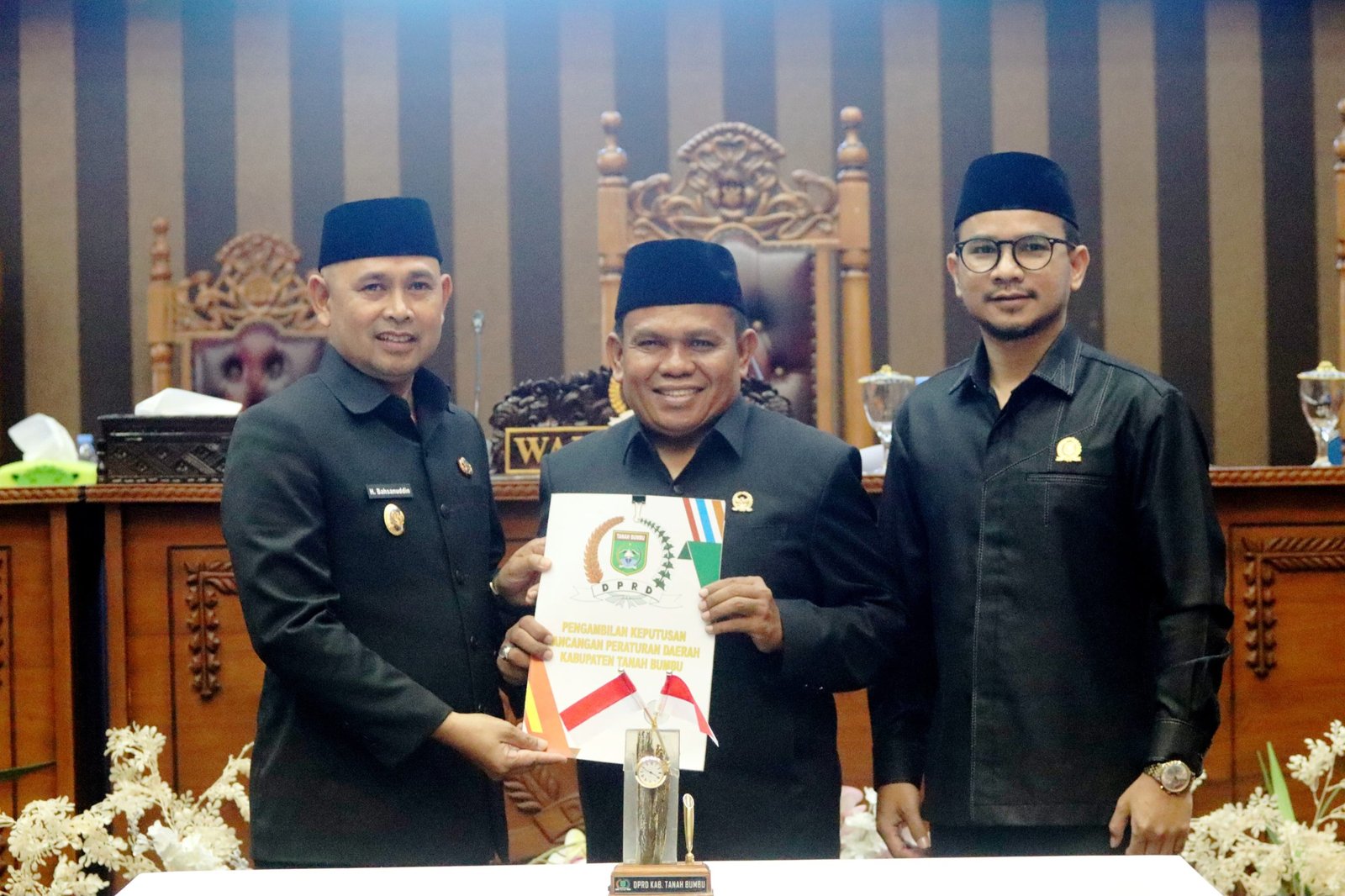 Raperda Riset dan Inovasi Daerah Disetujui, Wabup H. Bahsanudin : Langkah Strategis Mewujudkan Tata Kelola Pembangunan Berbasis Iptek