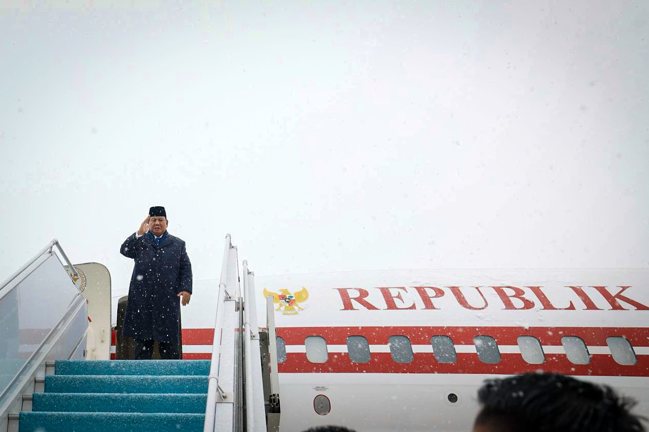 Saat Salju Ankara Mengantar Keberangkatan Presiden Prabowo ke Antalya