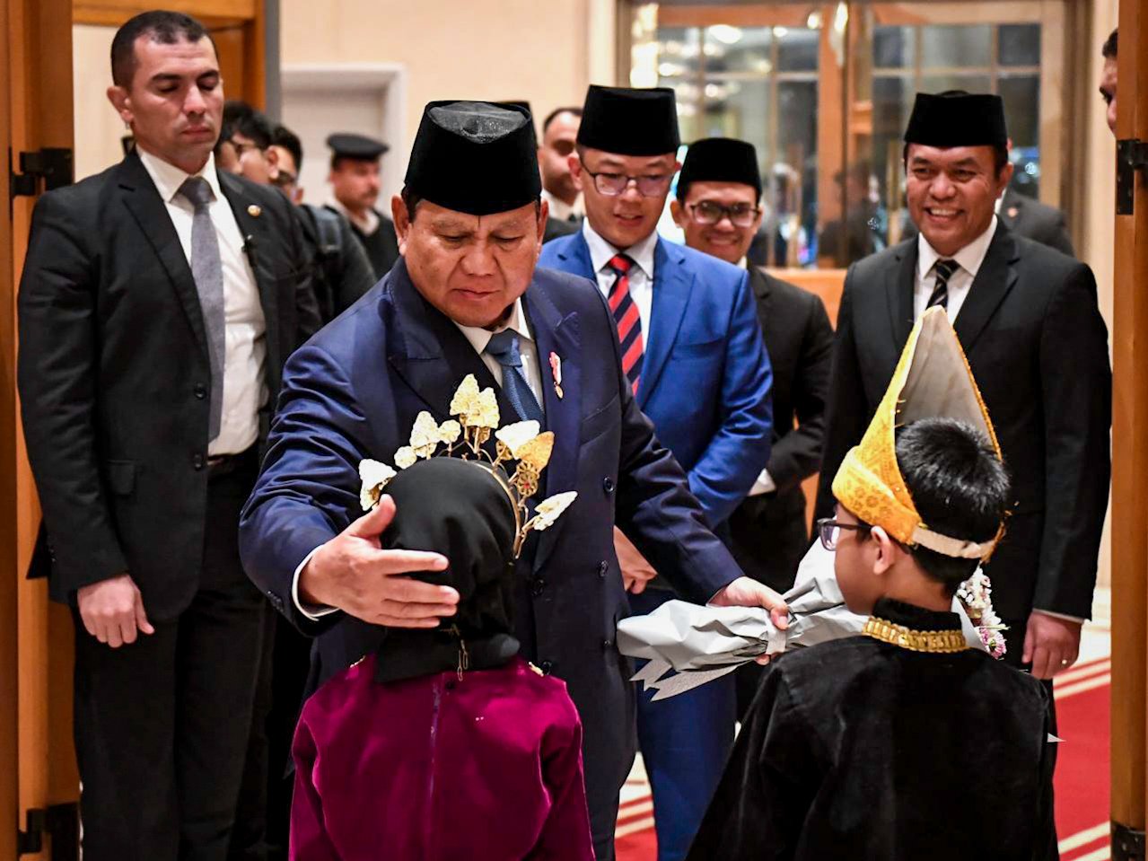 Presiden Prabowo Disambut Hangat Diaspora Indonesia di Kairo
