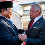 Sambutan Hangat dan Penghormatan Tinggi, Presiden Prabowo Disambut Langsung Raja Abdullah II di Amman