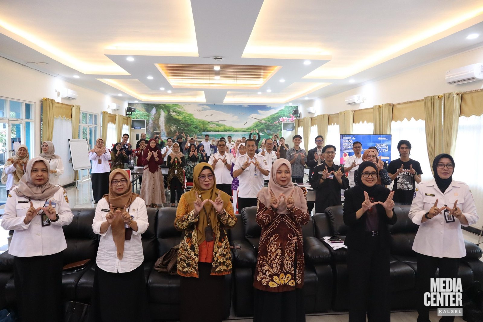 BASAKalimantan Wiki Gelar Dialog Kebijakan Bahas Isu Brain Rot sebagai Ancaman Generasi Muda