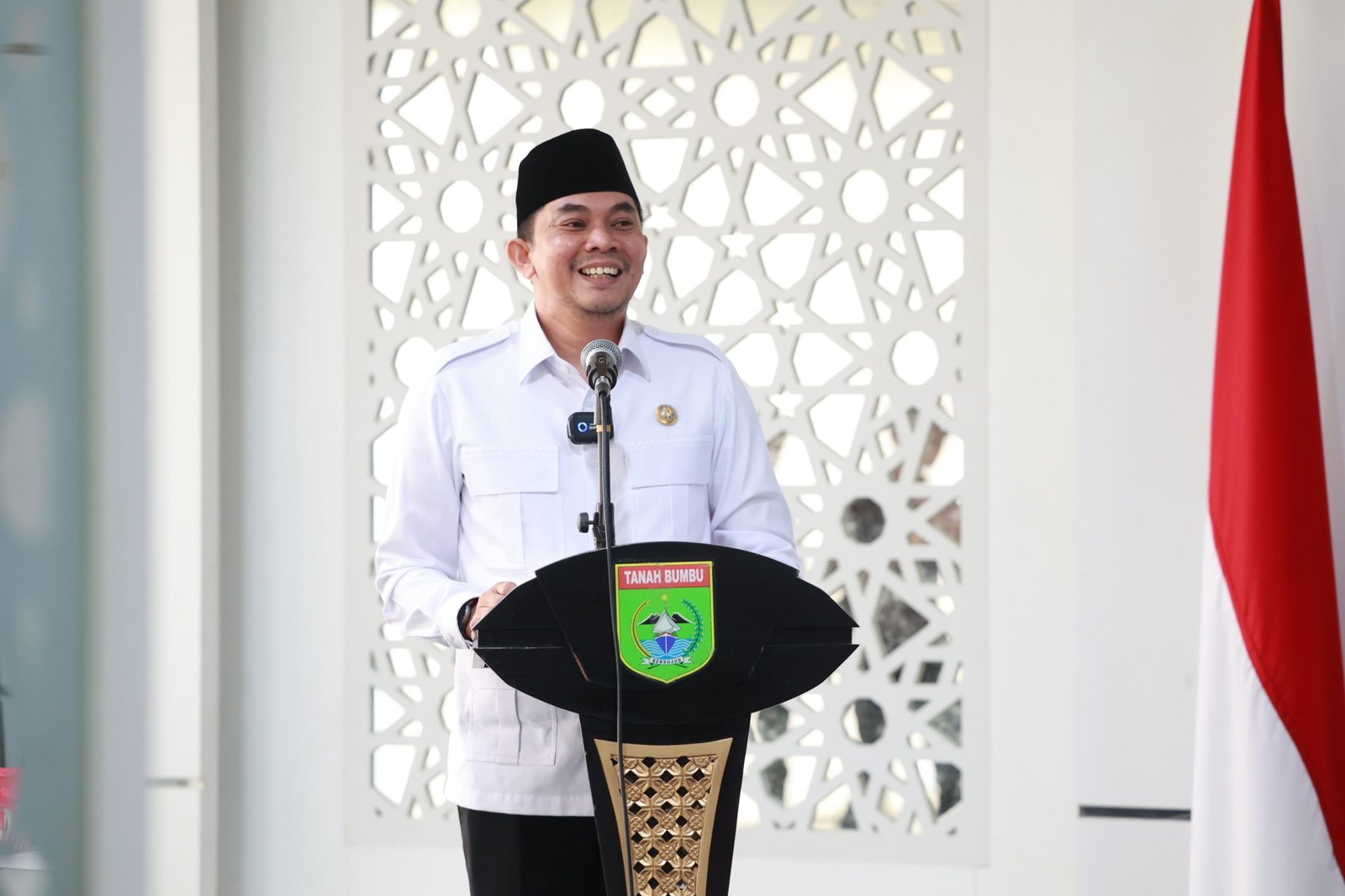Bupati Andi Rudi Latif Buka Rapat Kerja LPTQ