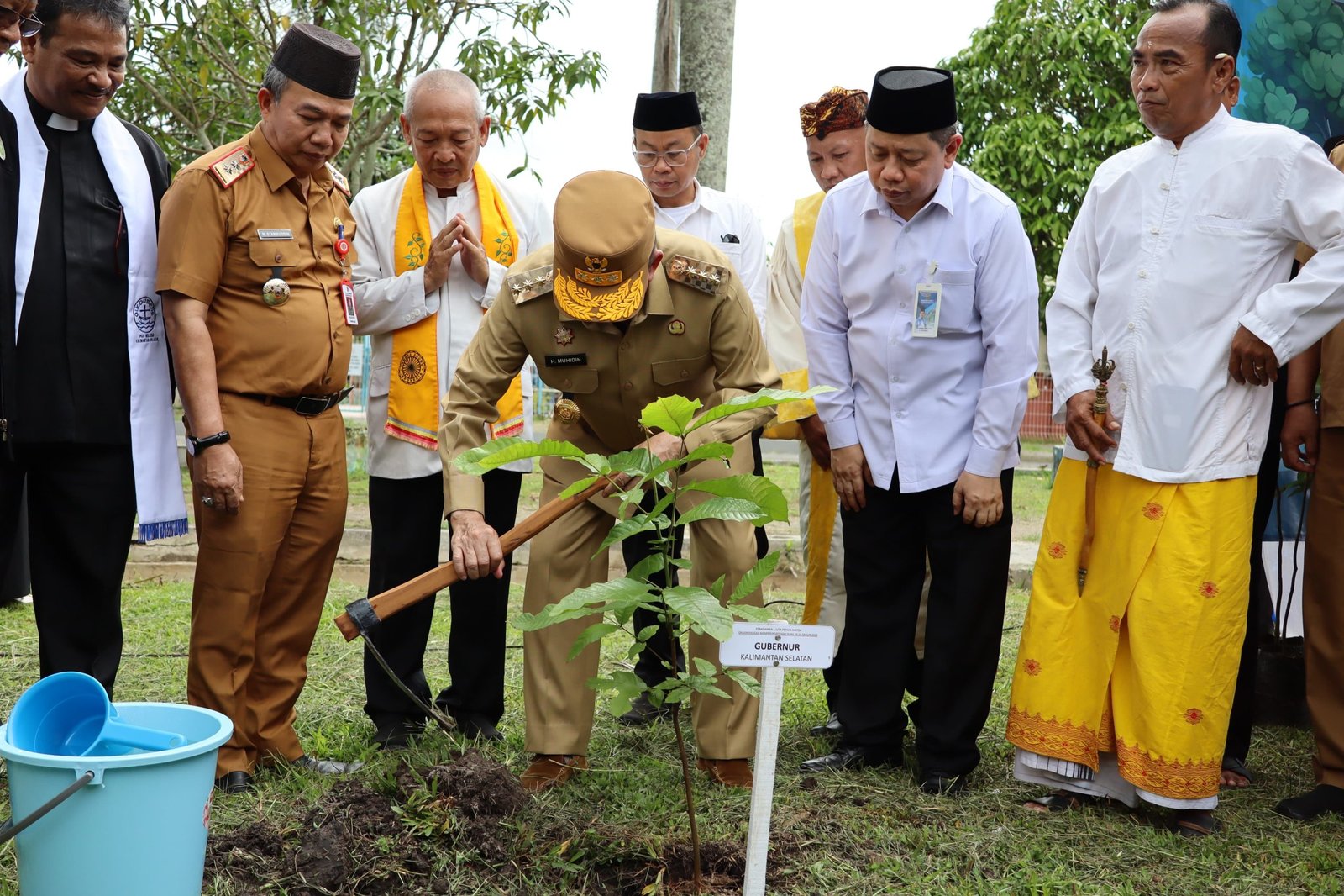 Gubernur Kalsel Turut Menyukseskan Gerakan Penanaman 1 Juta Pohon Matoa se-Indonesia