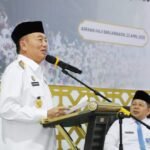Lantik PPIH Kalsel, Gubernur Kalsel Muhidin Minta Petugas Haji Layani Jamaah Sepenuh Hati