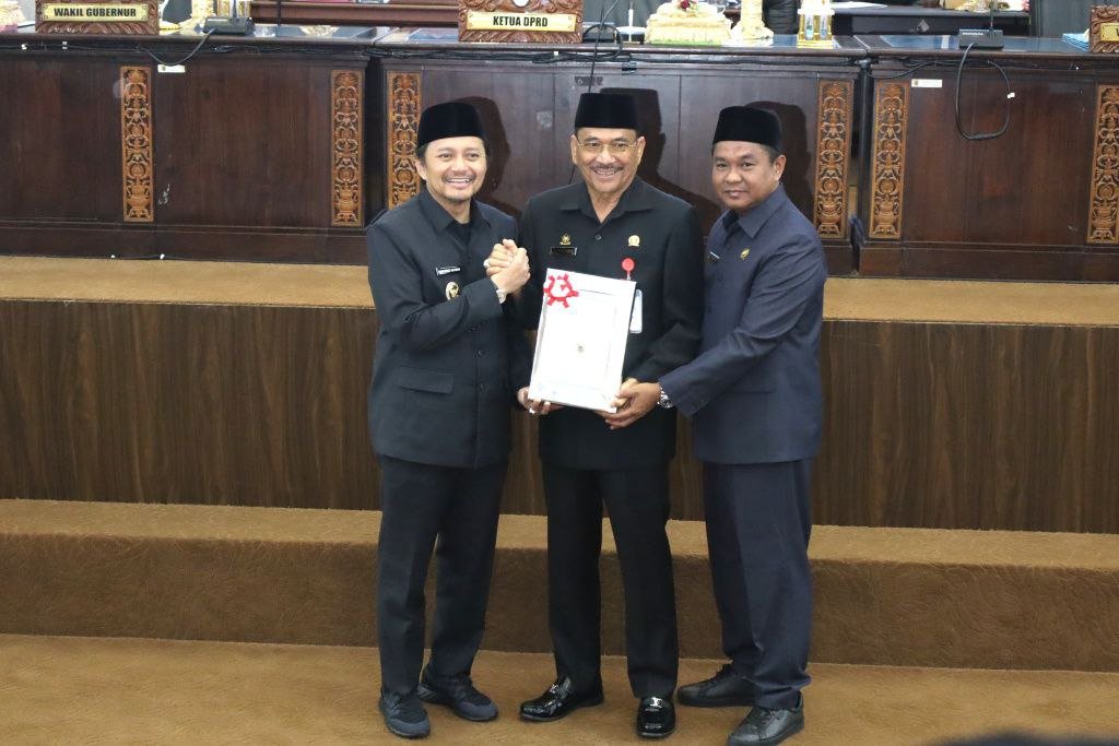 Wakil Gubernur Kalsel Hasnuryadi Sulaiman Apresiasi Rekomendasi DPRD Kalsel Atas LKPJ Gubernur