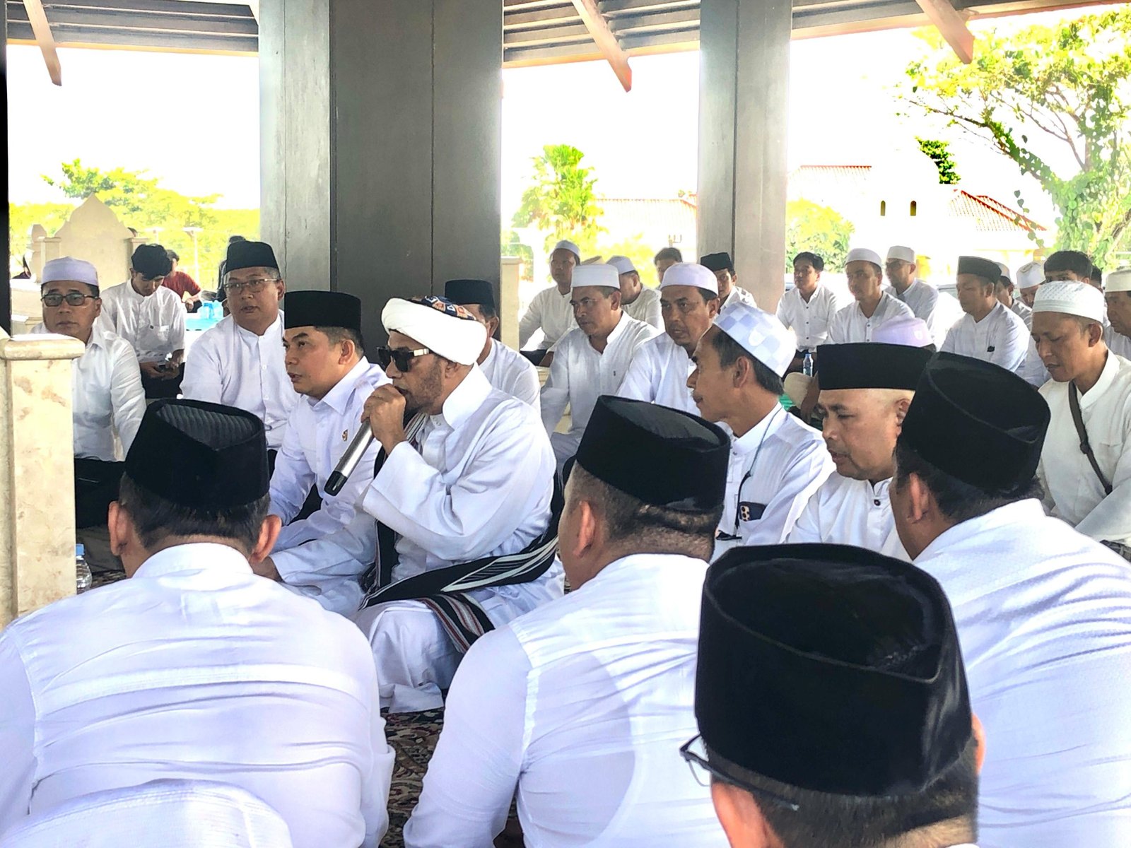 Bupati Bang Arul Hadiri Safari Dakwah Guru Mulia Al Habib Musthofa bin Abdullah Alaydrus
