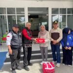 Pemprov Kalsel Salurkan Bantuan bagi Korban Banjir Rob di Kabupaten Tapin