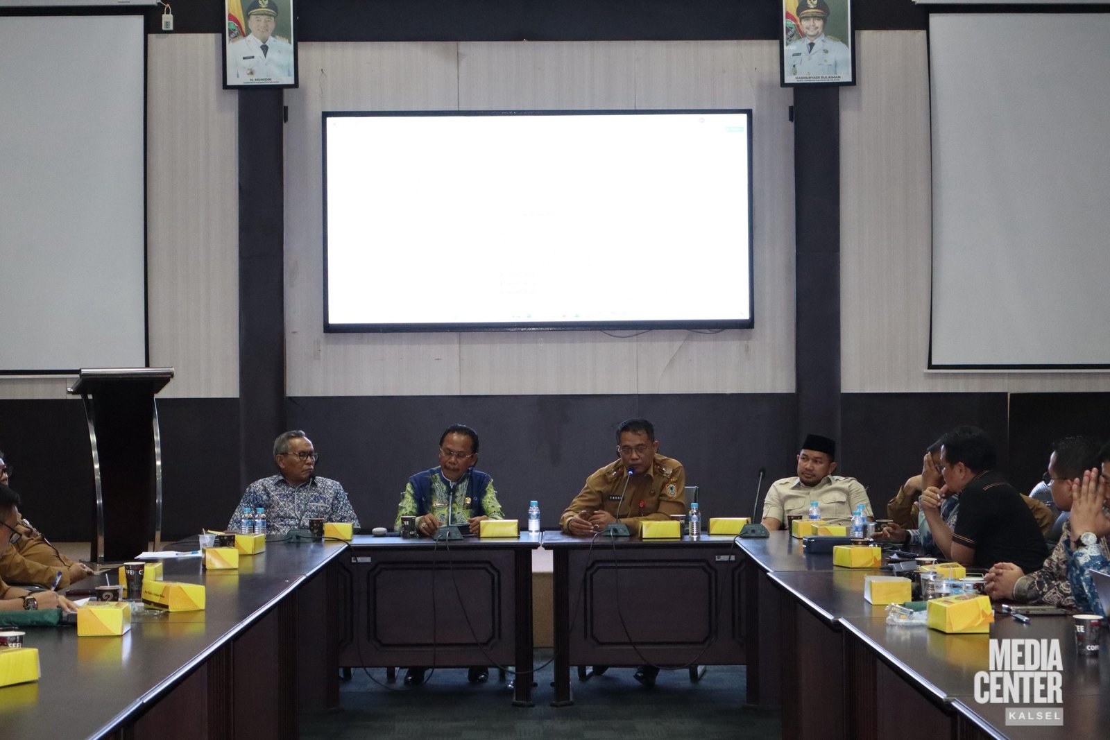 DPMPTSP Kalsel Gelar FGD Rancangan Perda Penyelenggaraan Penanaman Modal