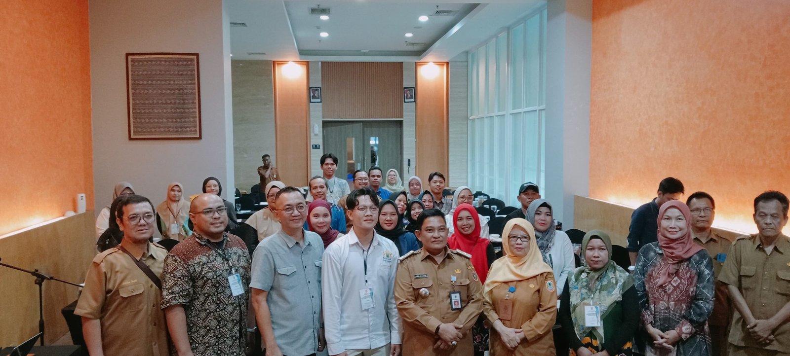 Disperin Bekali Pelaku Usaha Melalui Pelatihan Pengembangan Kewirausahaan Produk Pangan se-Kalsel