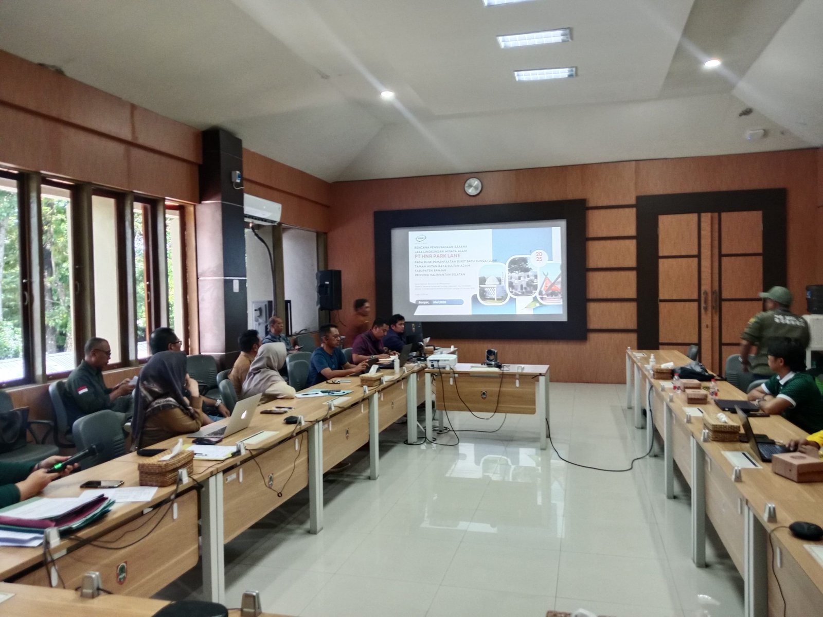 Dishut Kalsel Bahas Pengembangan Wisata Alam di Kawasan Tahura Sultan Adam Bersama Stakeholder