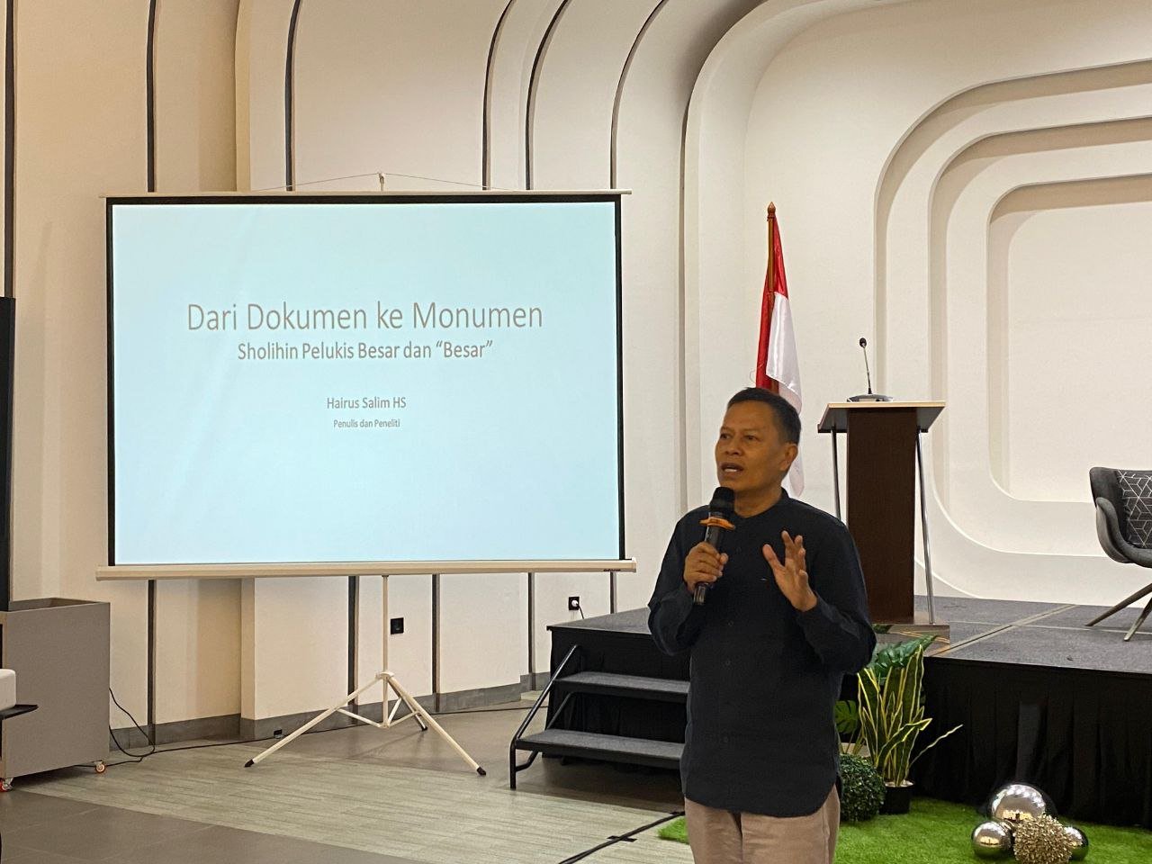 Kembangkan Seni Rupa Kalsel, Pemprov Kalsel Selenggarakan Kajian Ruang Tata Pamer Gedung Lukisan Gusti Sholihin Museum Lambung Mangkurat