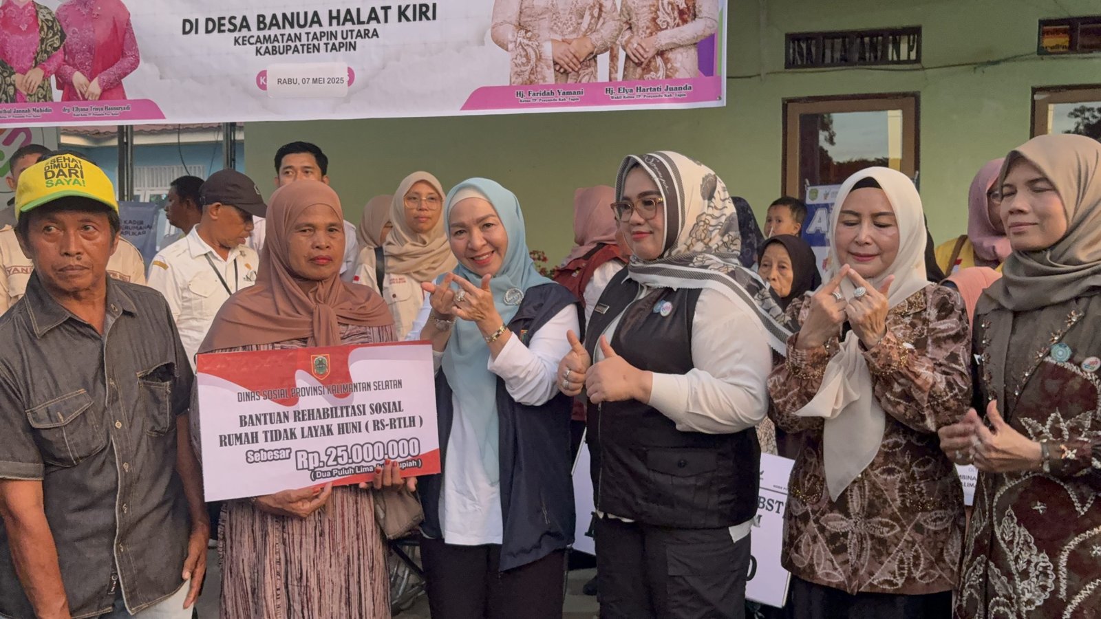 Ketua TP Posyandu Provinsi Kalsel Lanjutkan Kunjungan ke Posyandu Kamboja Desa Banua Halat Kiri Kabupaten Tapin