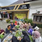 Pemprov Kalsel Gelar Gerakan Pangan Murah, Sayur Dijual Keliling di Area Perkantoran