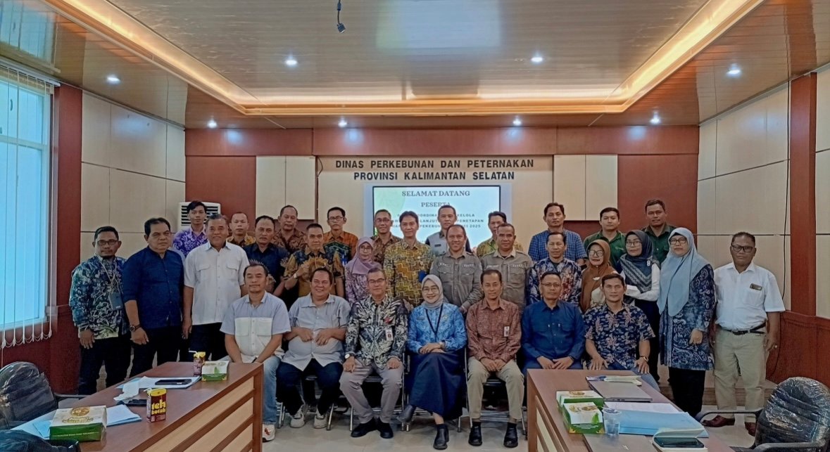 Wujudkan Tata Kelola Berkelanjutan, Disbunnak Kalsel Tetapkan Harga TBS Kelapa Sawit Periode Mei 2025