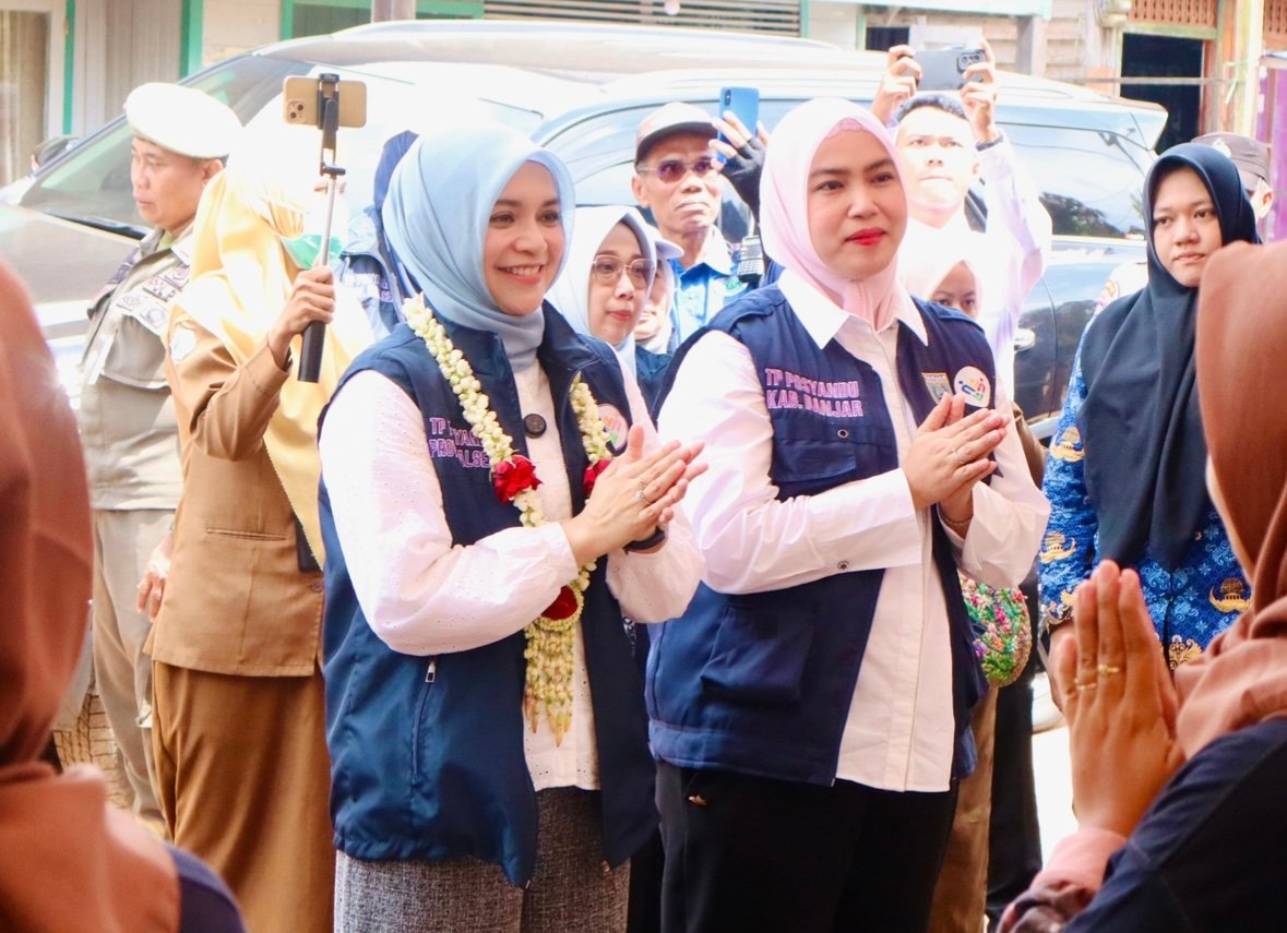 Wakil Ketua TP Posyandu Kalsel Kunjungi Lokus Ke-5 Posyandu 6 SPM di Desa Jambu Burung