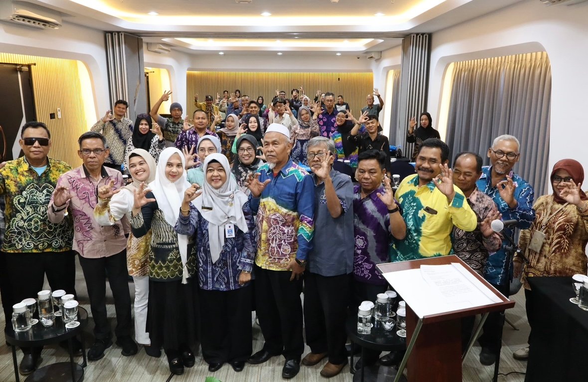 Tingkatkan Kunjungan Pariwisata, Dispar Kalsel Gelar Bimtek Story Telling Menyasar Pokdarwis di Banjarbaru