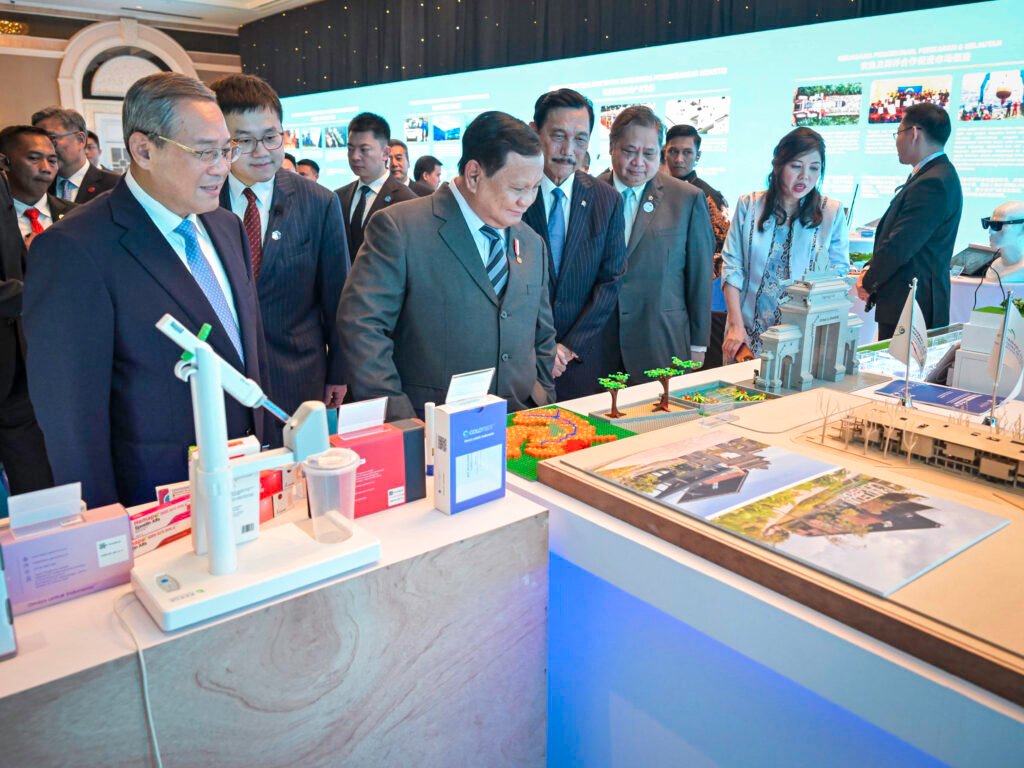 Presiden Prabowo Bersama Premier Li Qiang Hadiri Indonesia-China Business Reception 2025
