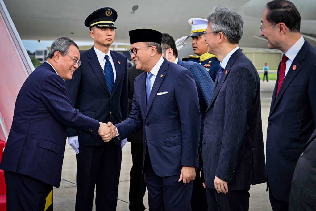 Premier Li Qiang Tiba di Tanah Air, Pemerintah Siap Perkuat Hubungan Ekonomi Indonesia-Tiongkok