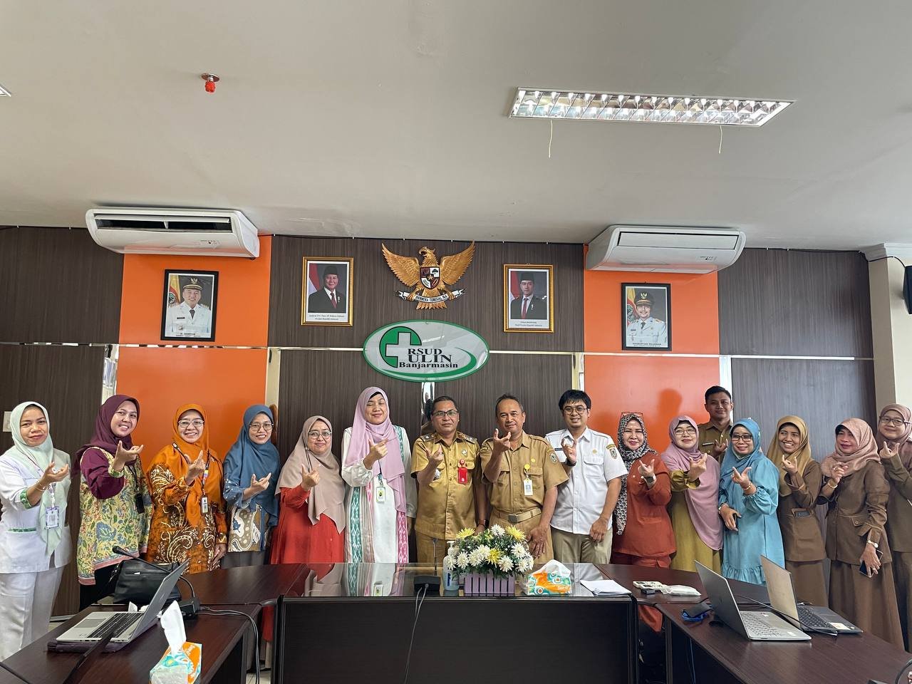 Pelaksanaan Program ILI SARI, RSUD Ulin Terima Kunjungan Tim Kemenkes RI