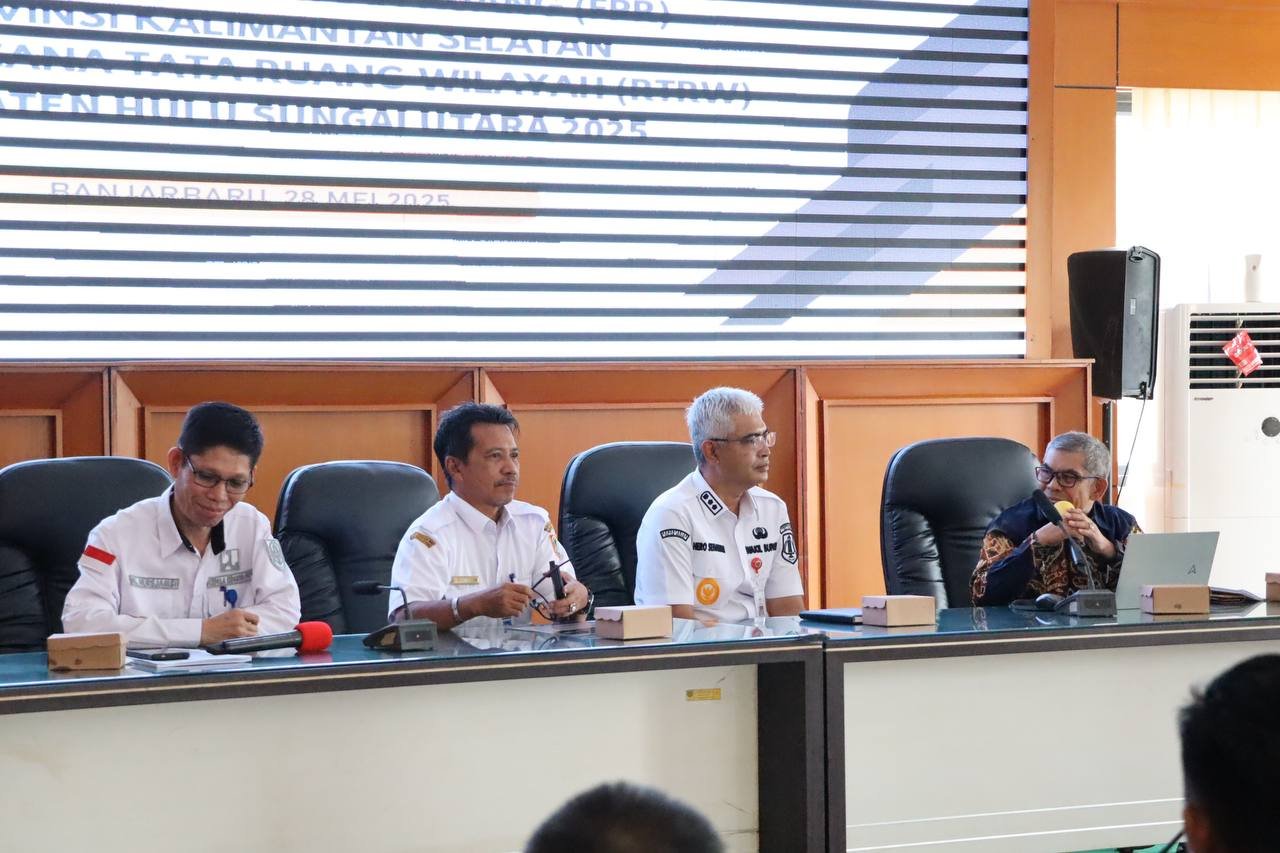 Pemprov Kalsel Gelar Rapat Forum Penataan Ruang, Bahas Revisi RTRW Kabupaten Hulu Sungai Utara 2025