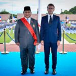 Presiden Macron Anugerahkan Grand Croix de la Légion d’Honneur kepada Presiden Prabowo
