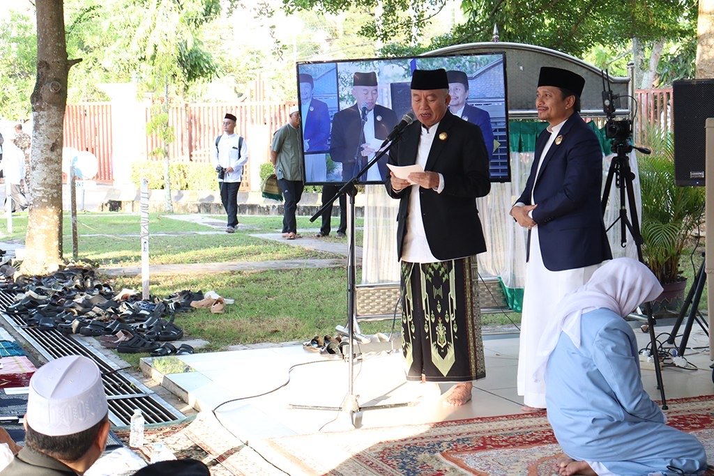 Gubernur dan Wakil Gubernur Kalsel Sampaikan Ucapan Iduladha, Doa untuk Jamaah Haji, serta Imbauan kepada Masyarakat