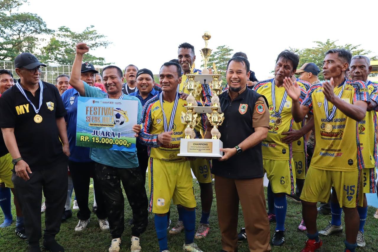 Barito Putera Legend Juara Festival Sepak Bola Piala Gubernur Kalsel 2025