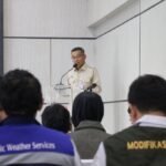 KLH Luncurkan Operasi Modifikasi Cuaca di Kalsel untuk Tekan Risiko Karhutla