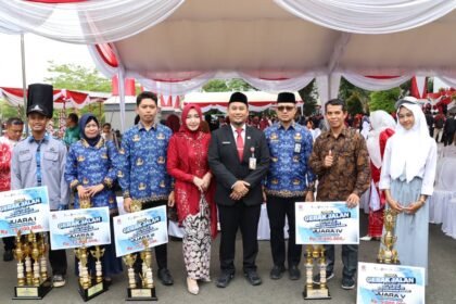 Langkah Mantap Para Juara, Pemprov Kalsel Apresiasi Pemenang Gerak Jalan 2025