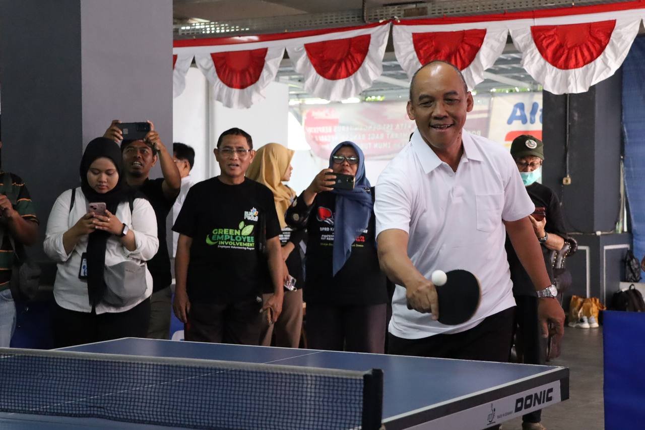 Meriahkan Hari Jadi Kalsel ke-75, Turnamen Tenis Meja DPRD Jadi Magnet Atlet Banua