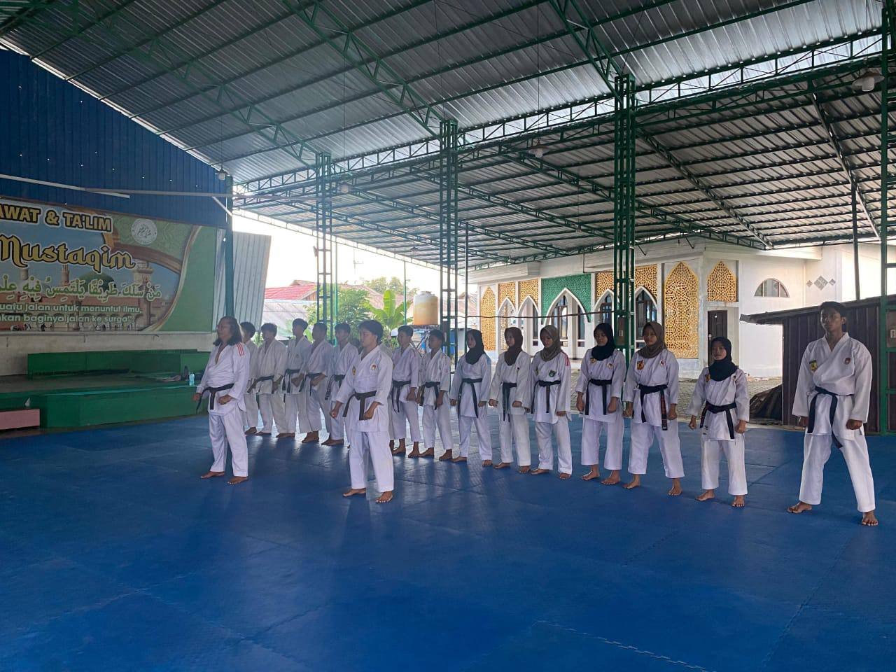 Jelang Pomnas XIX, 10 Karateka Mahasiswa Kalsel Matangkan Persiapan Mandiri