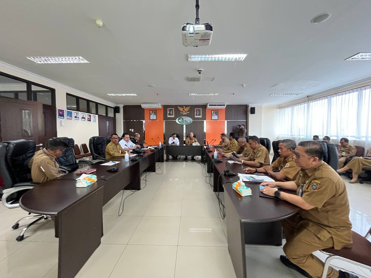 TAG Pemprov Kalsel Tinjau RSUD Ulin, Dorong Percepatan Pelayanan Kesehatan Publik