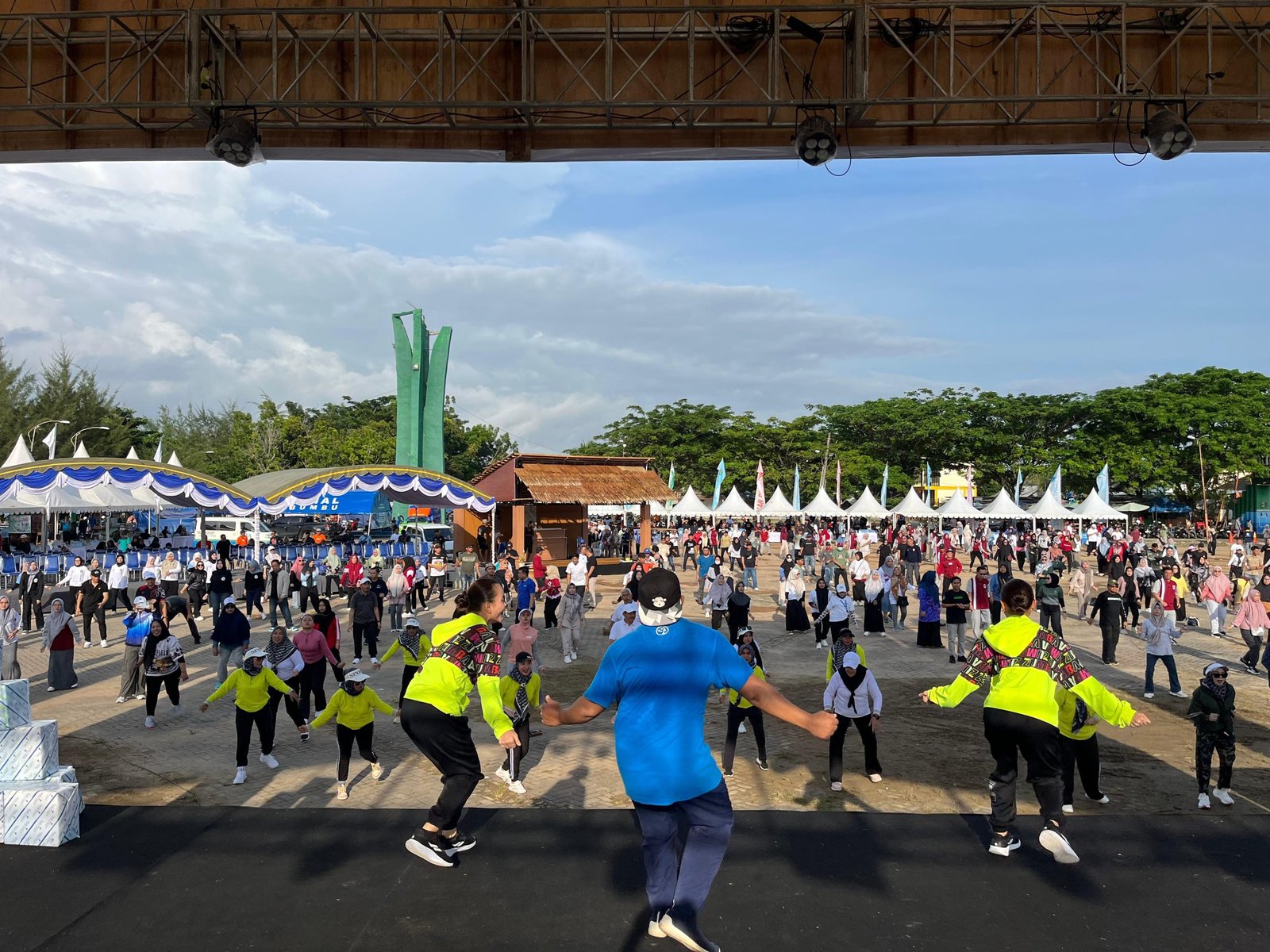 Senam Pagi Awali Aksi Sinergitas Merah Putih di Kusan Hilir