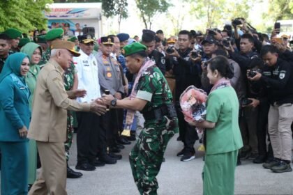 Pangdam VI/Mulawarman Pimpin Apel Alih Kodal Korem 101/Antasari ke Kodam XXII/Tambun Bungai