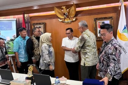 Dinsos Kalsel Konsultasikan Pengembangan Sekolah Rakyat dan Program Bantuan Sosial ke Kemensos