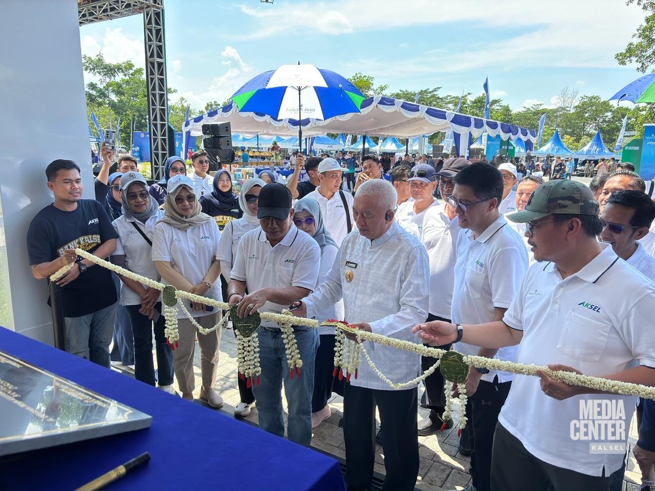 Gubernur Kalsel Resmikan Gedung Baru Bank Kalsel di Kawasan Perkantoran Pemprov