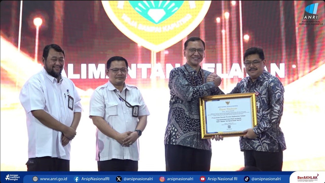 Pemprov Kalsel Raih Penghargaan Kearsipan Kategori “Memuaskan” dari ANRI