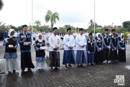 Wagub Kalsel Pimpin Apel Hari Santri 2025, Tekankan Peran Santri dalam Membangun Kemajuan Bangsa