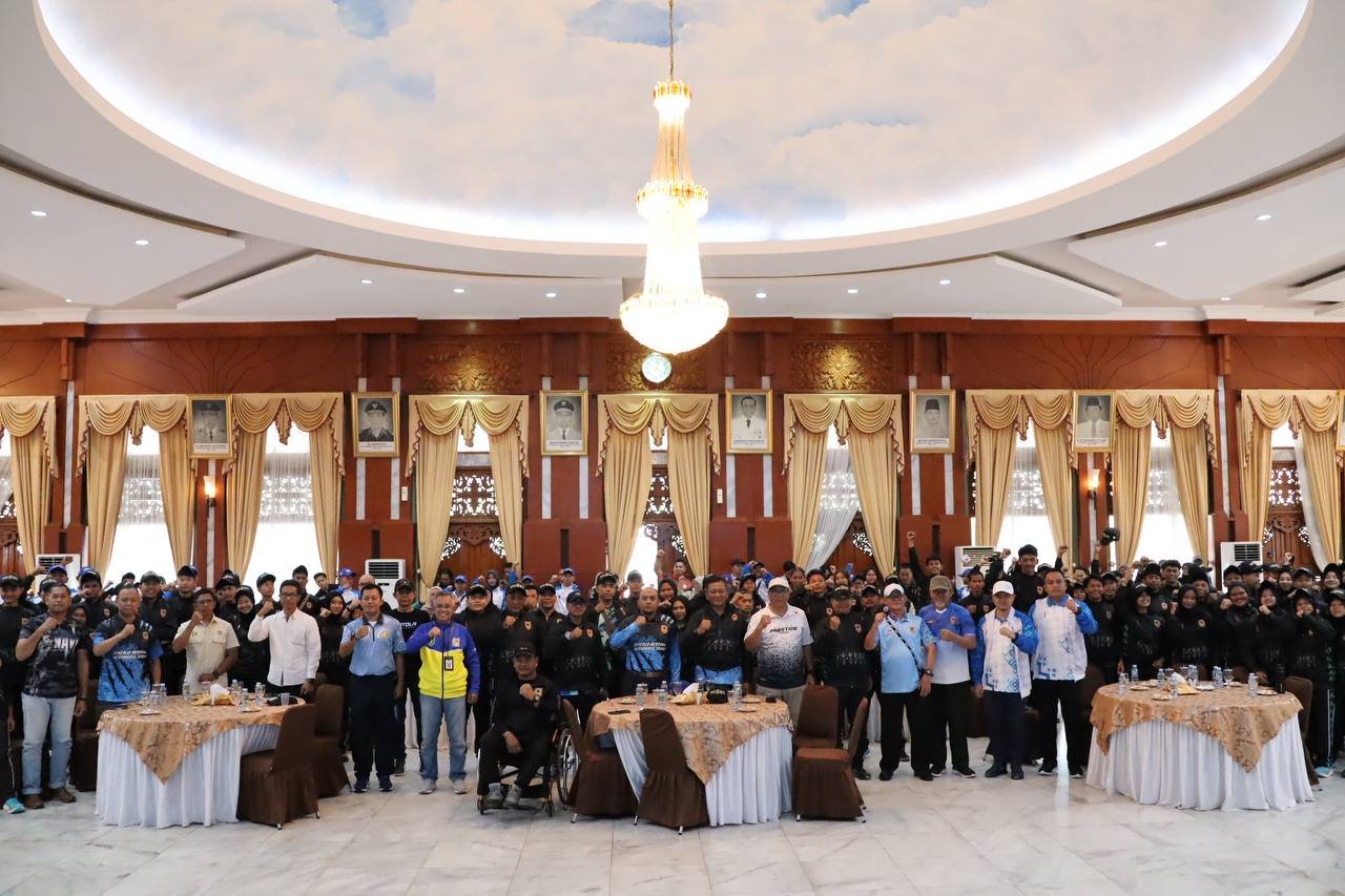 Gubernur Kalsel Lepas Kontingen Kalsel ke POPNAS XVII dan PEPARPENAS XI