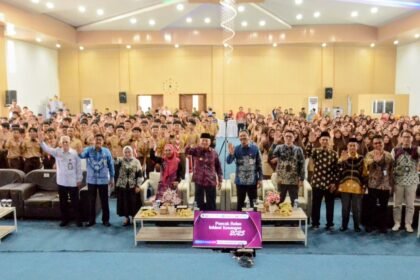 Puncak Peringatan Bulan Inklusi Keuangan Tahun 2025, Gubernur Kalsel Ajak Pelajar Banua Menabung Sejak Dini