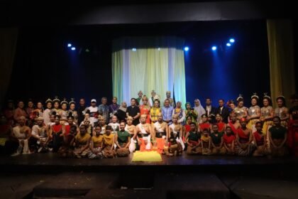 “Malam Batanam Karya” Taman Budaya Kalsel Sukses Menyita Perhatian Generasi Muda Pecinta Seni Banua
