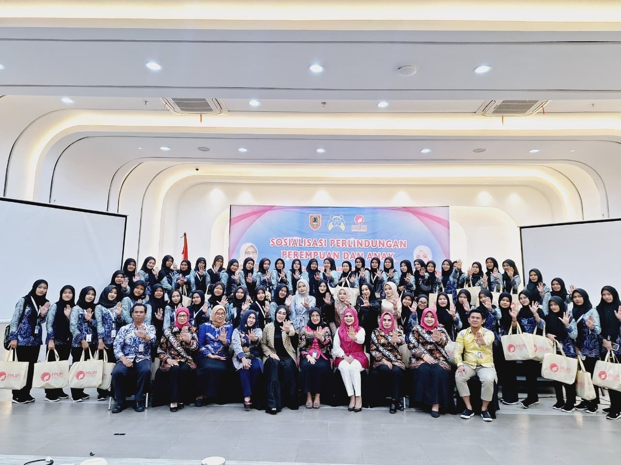 DP3AKB Kalsel Gelar Sosialisasi Pencegahan Kekerasan terhadap Perempuan dan Anak