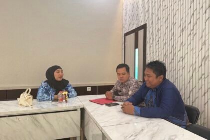 Dinas Kominfo Kalsel Monitoring Pengelolaan Media Center di Kabupaten HST