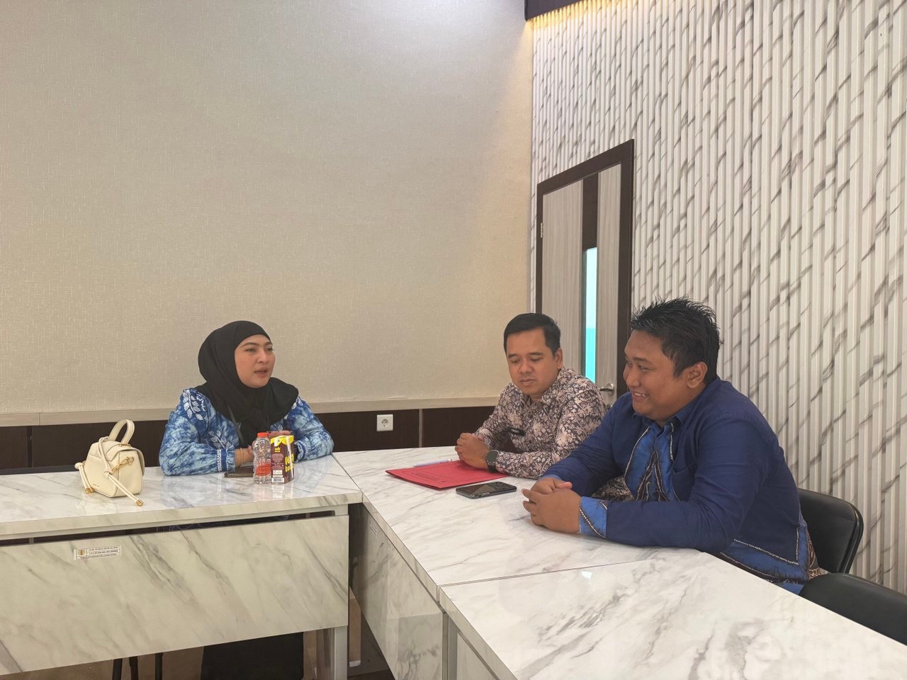 Dinas Kominfo Kalsel Monitoring Pengelolaan Media Center di Kabupaten HST